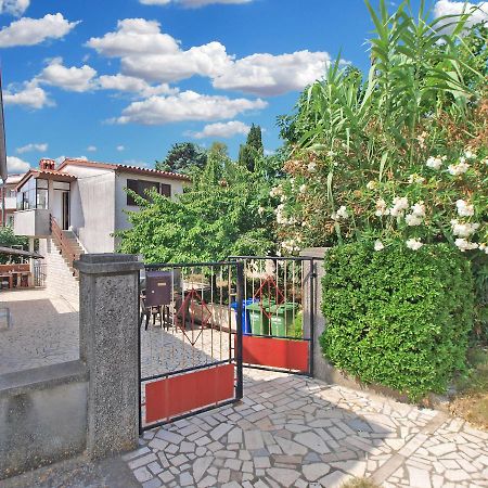 Apartments Luciano 1728 프레멘투라 외부 사진